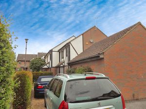 Driveway Parking- click for photo gallery